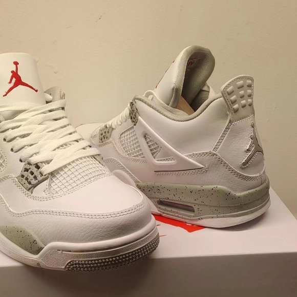 Nike Air Jordan 4 Men\'s Sneakers